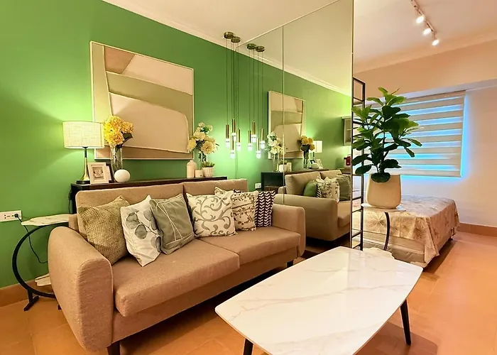 Stylish Hideaway Sm North Edsa Manila