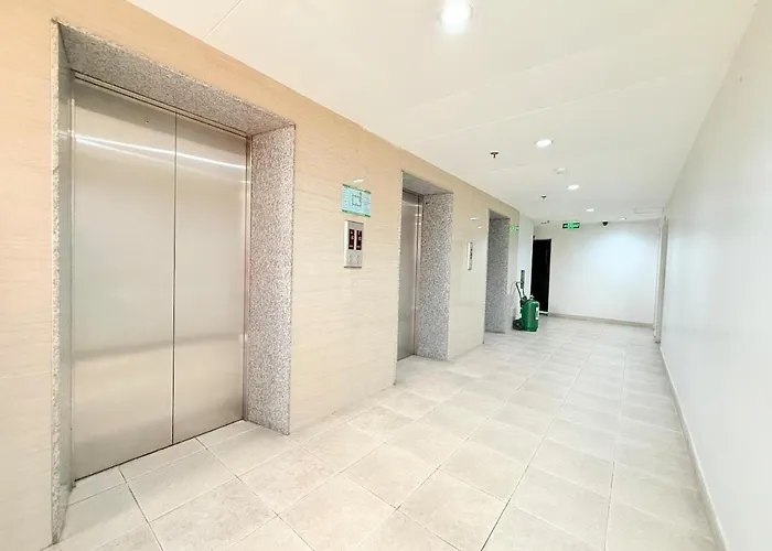 Stylish Hideaway Sm North Edsa Manila