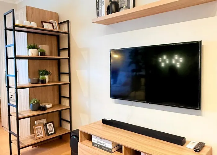 Stylish Hideaway Sm North Edsa *