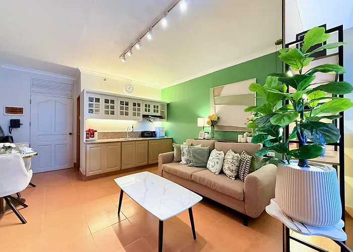 Stylish Hideaway Sm North Edsa Manila